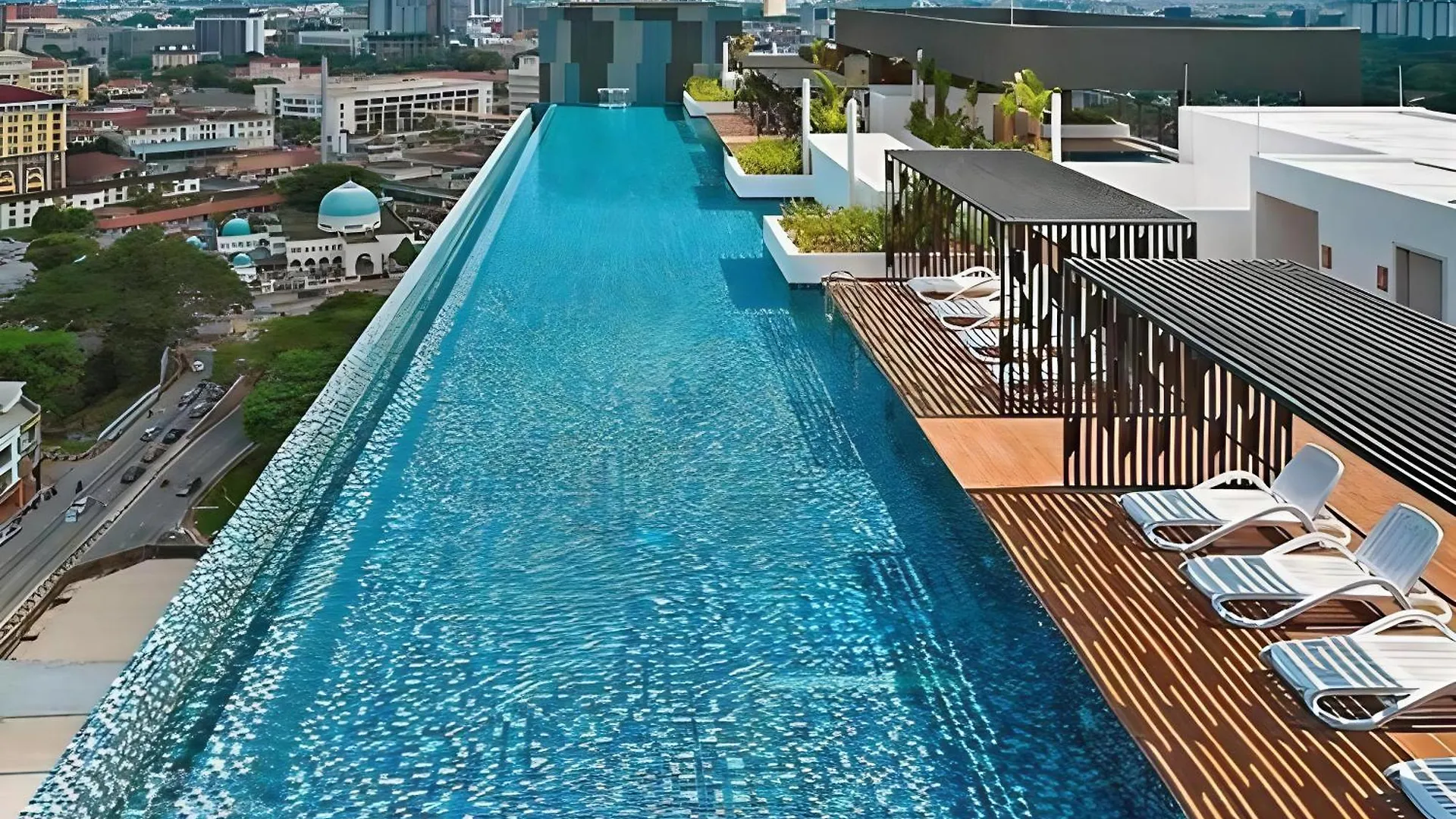 Jomstay - Horizon Suites Ipoh Town Skypool 0*,  Malaysia